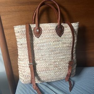 Woven raffia convertible bag